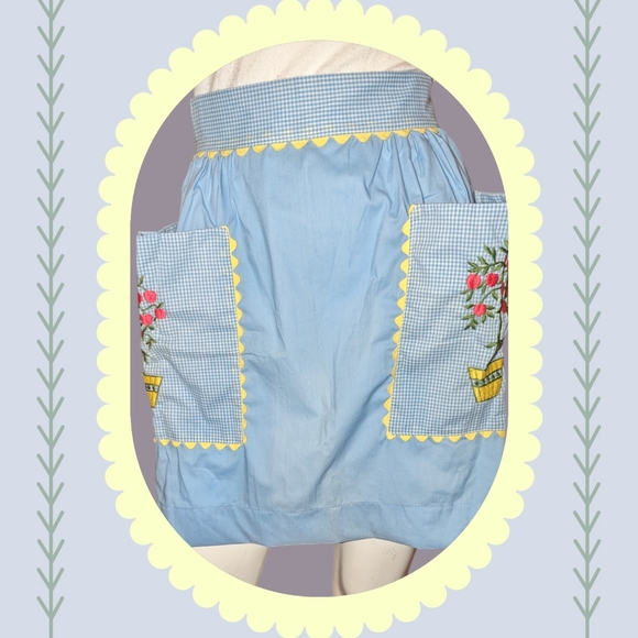 Vintage Apron - Picture 2 of 9